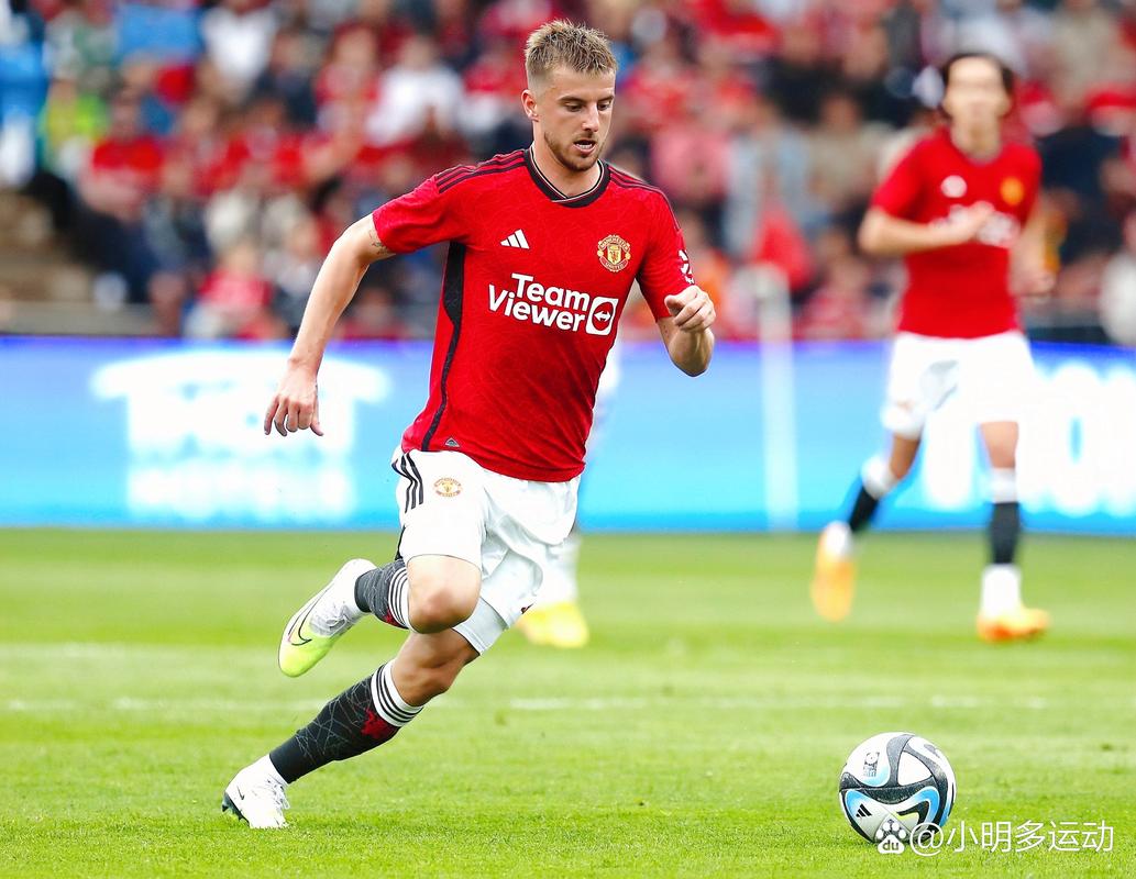 张育成旅外表现持续被讨论