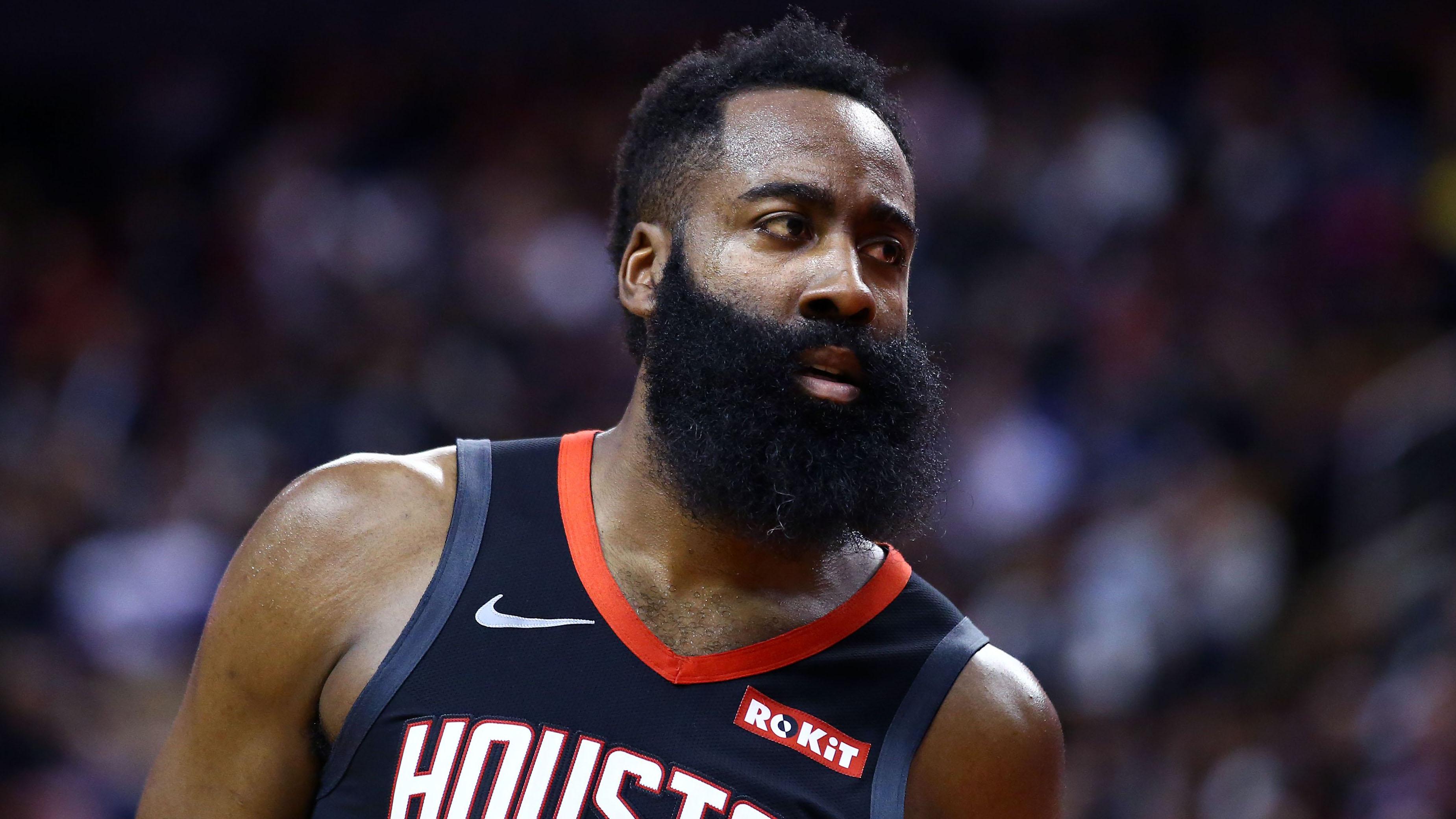 广东宏远集训基地迎来徐杰回归，小外援也已到位，新赛季一起加油！