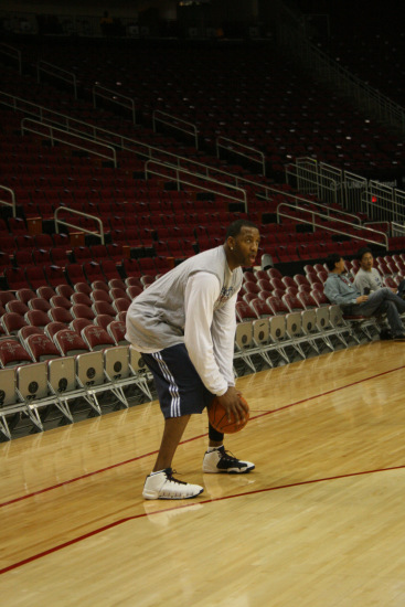 费城人队由于夺冠阵容老化，宣布开启以哈珀为未来目标的十年规划